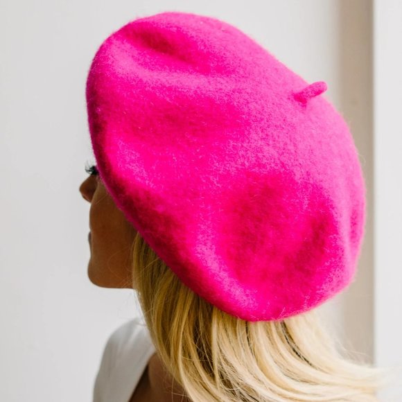 None Accessories - 😎💖 NWOT Wool French Beret Hat for Women!!😎💖